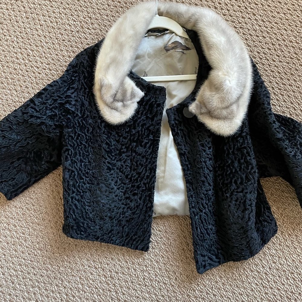 Vintage fur coat short length